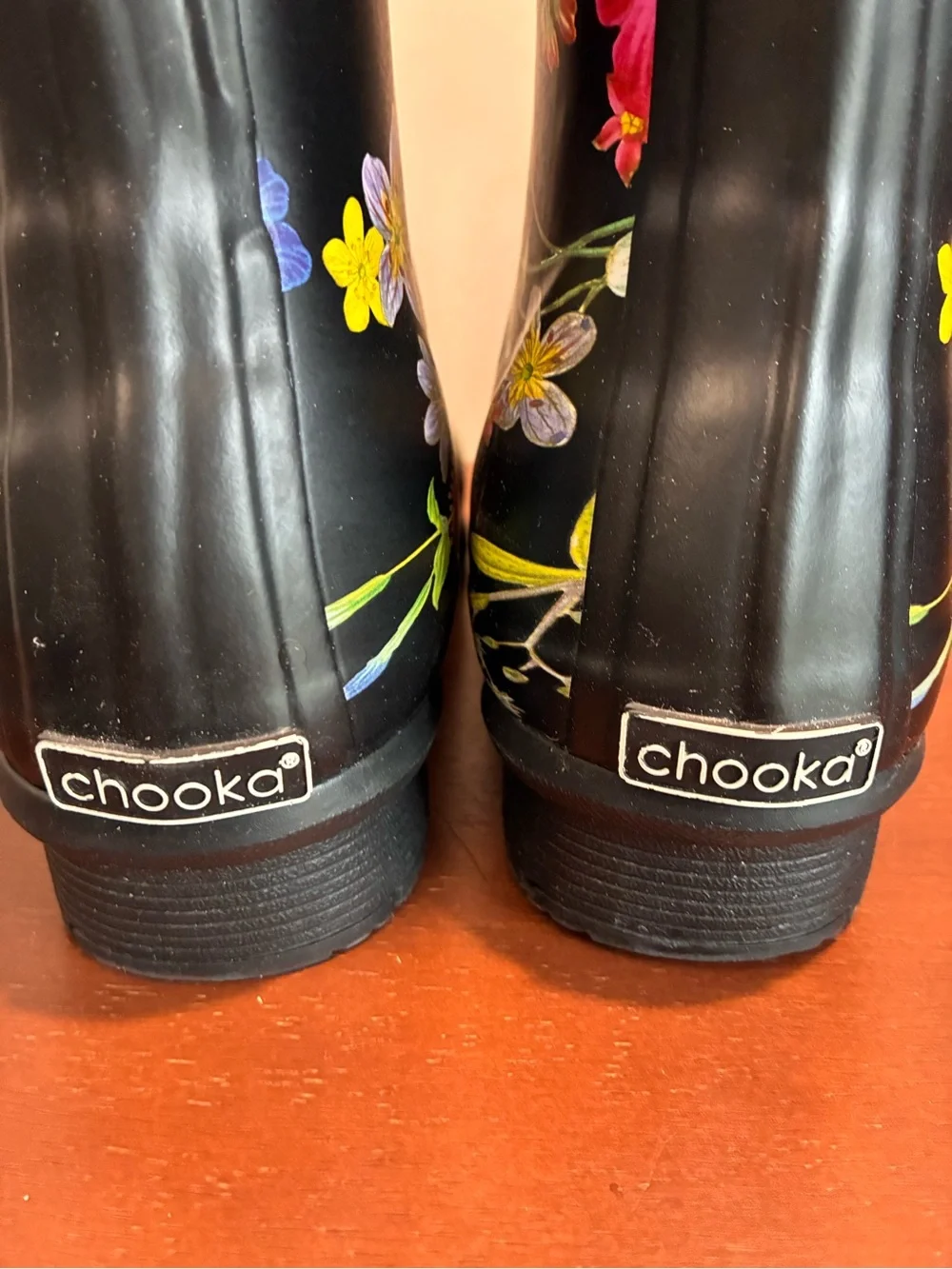 Chooka Kalista Classic Mid Calf Rubber Rain Boots Black Floral Women’s Size 8
